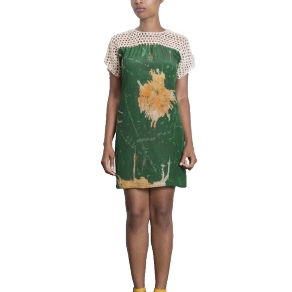 Osei Duro Women's Green Short Sleeve Mini Dress with Cream Crochet Yoke